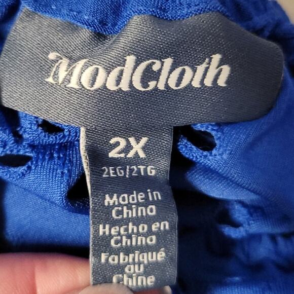 ModCloth Sought After in Sapphire Eyelet Halter Top Beachy Summer Coastal Sz 2X - Picture 7 of 7